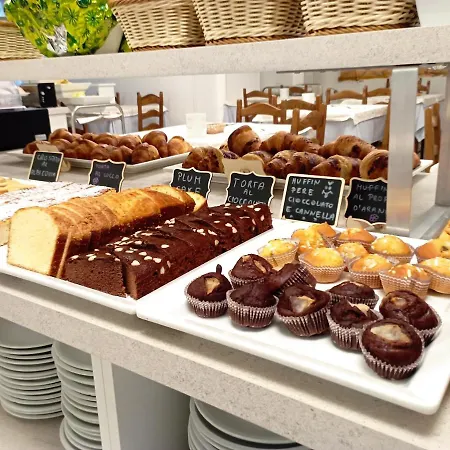 Arlecchino 3* ミラノ・マリッティマ