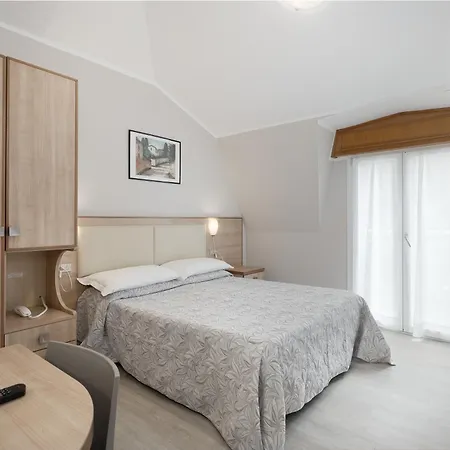 Arlecchino Hotel 3*