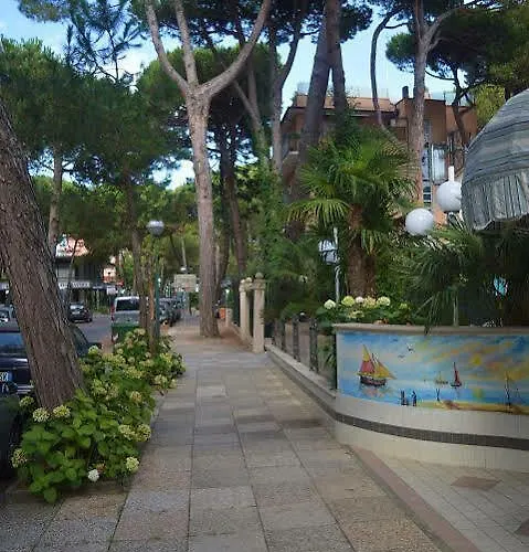 Arlecchino 3* Milano Marittima